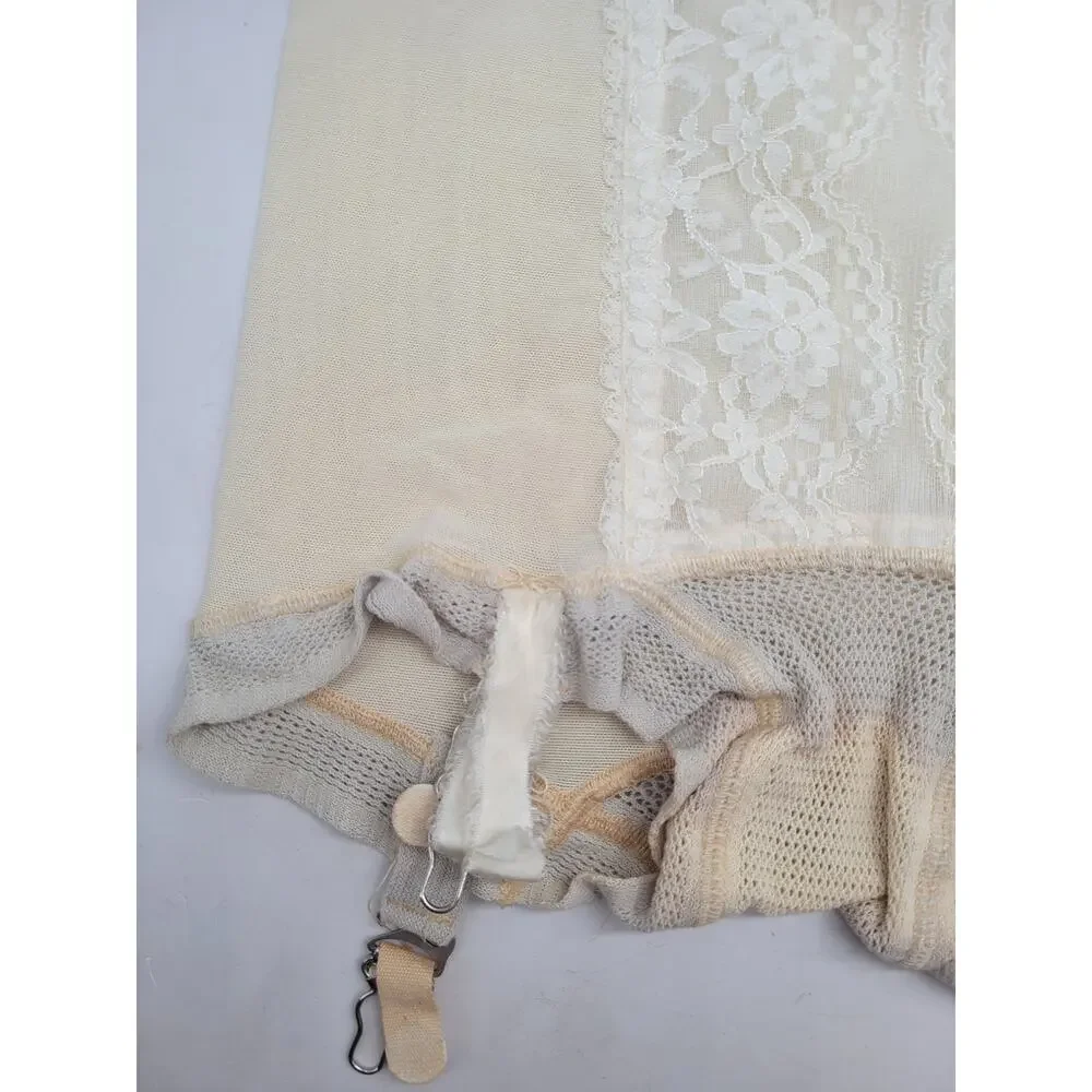 Hollywood Vassarette Ivory Lace Girdle Pin Up Vintage Lingerie‎ Glamour